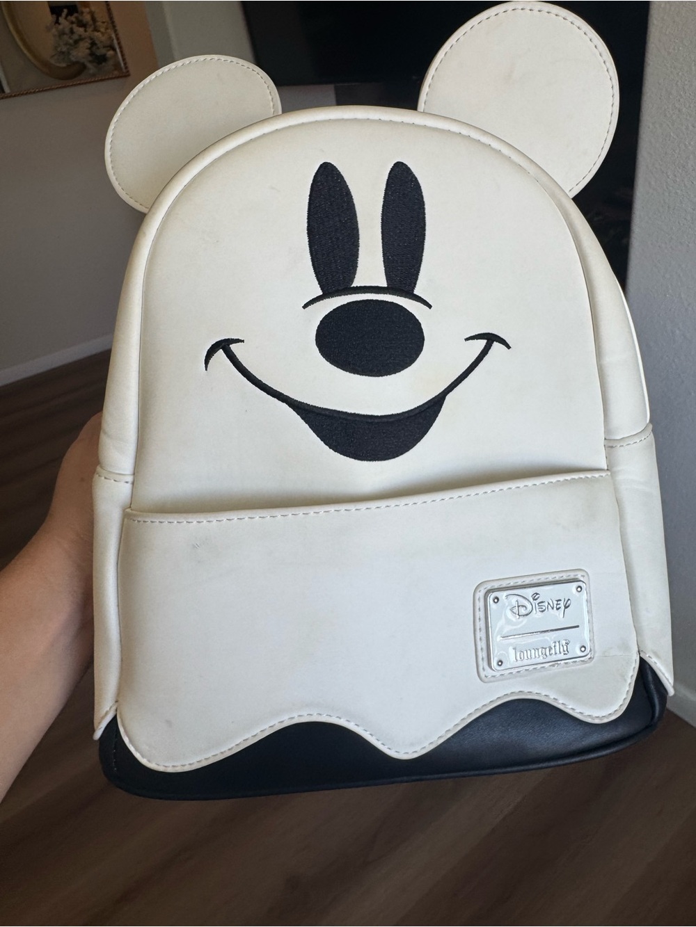 Loungefly  White & Black GLOW IN THE DARK Mickey Ghost Mini Backpack